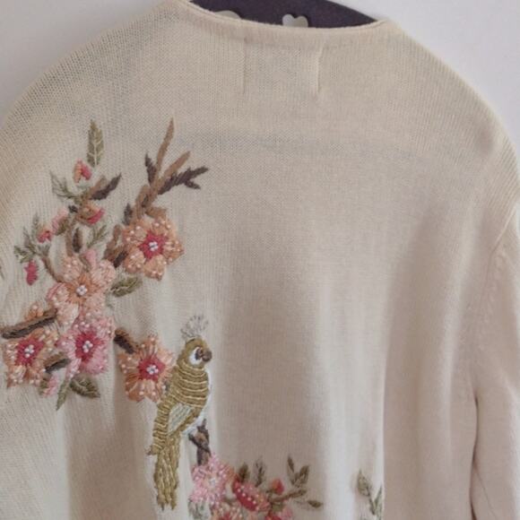 Vintage Heirloom Collectibles Embroidered Cream Floral Bird Cottagecore Cardigan - Picture 10 of 15